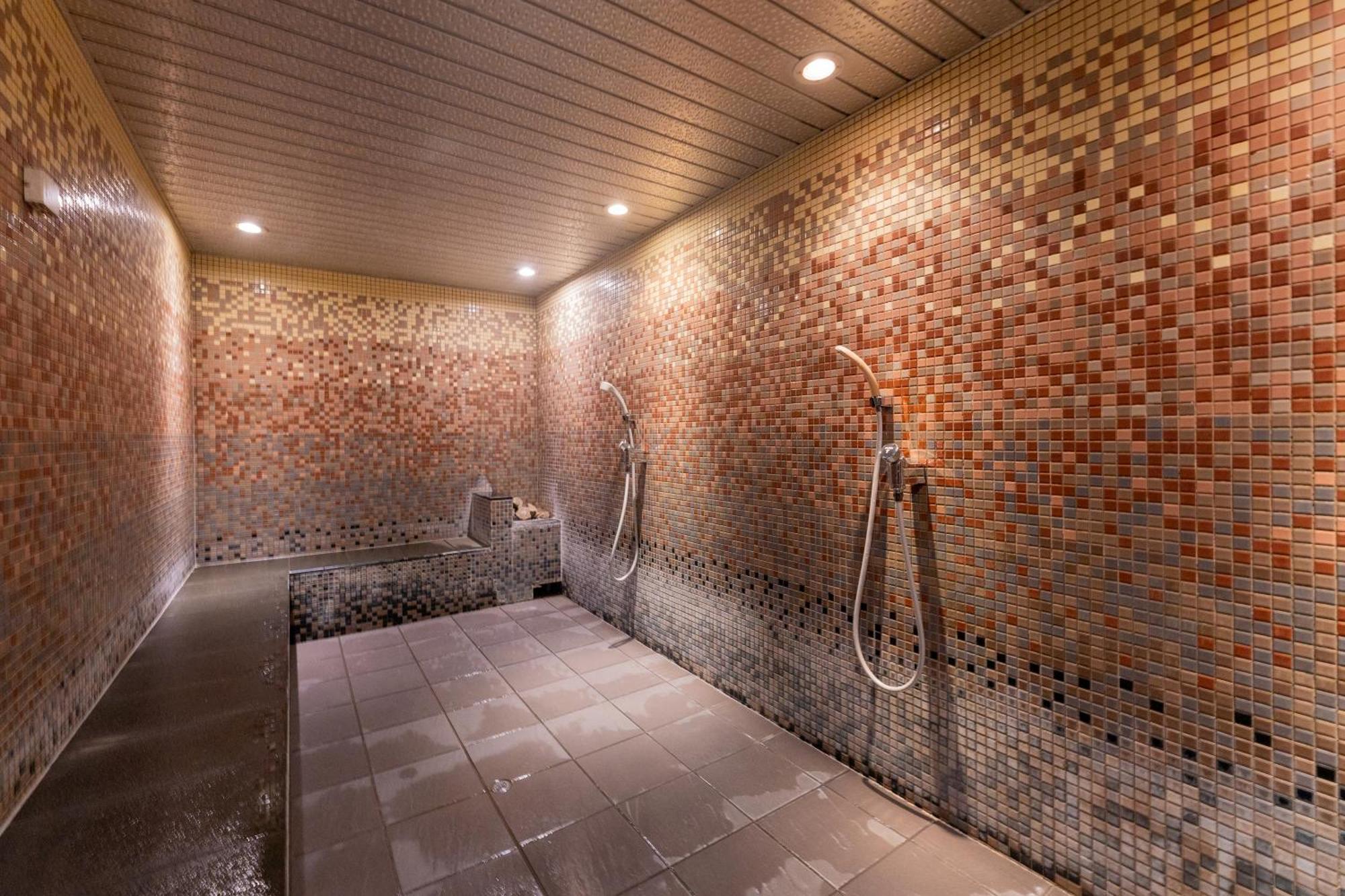 The Qube Hotel Тіба Екстер'єр фото