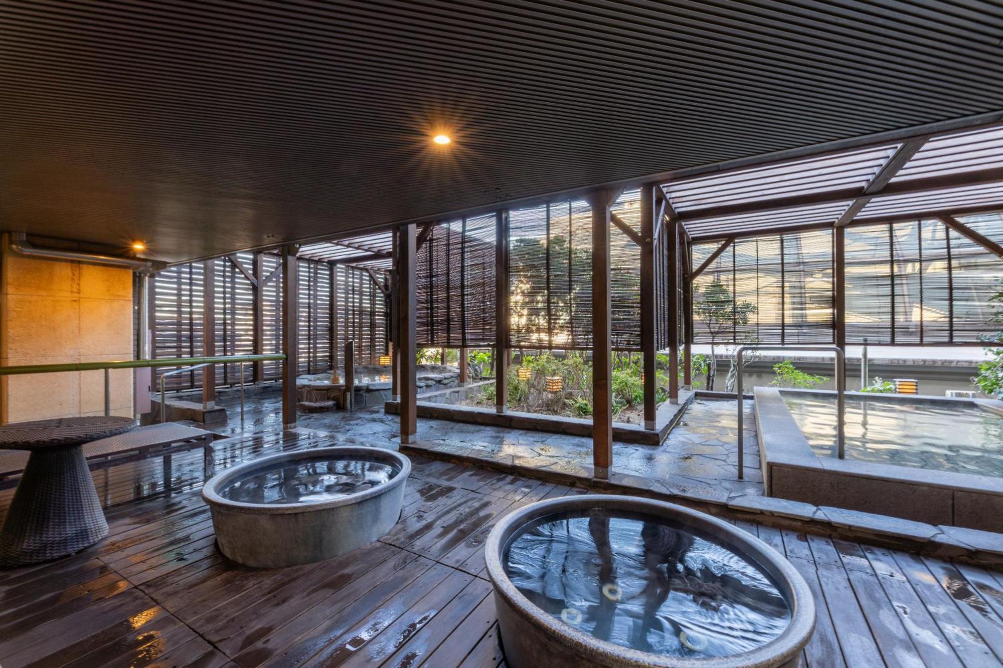 The Qube Hotel Тіба Екстер'єр фото