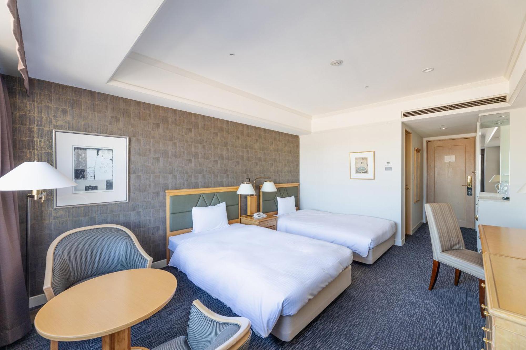 The Qube Hotel Тіба Екстер'єр фото